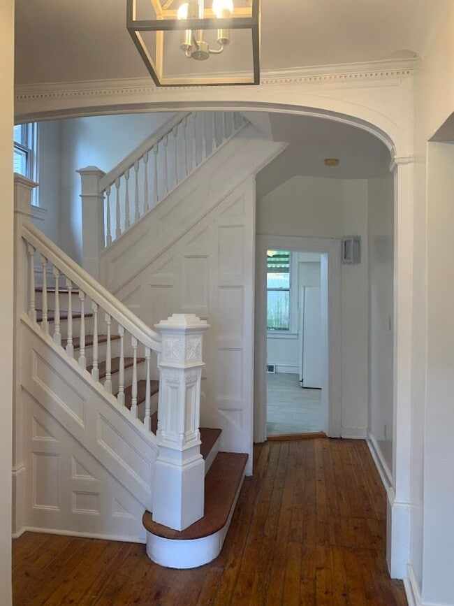 Photo - Incredible Shadyside Home!