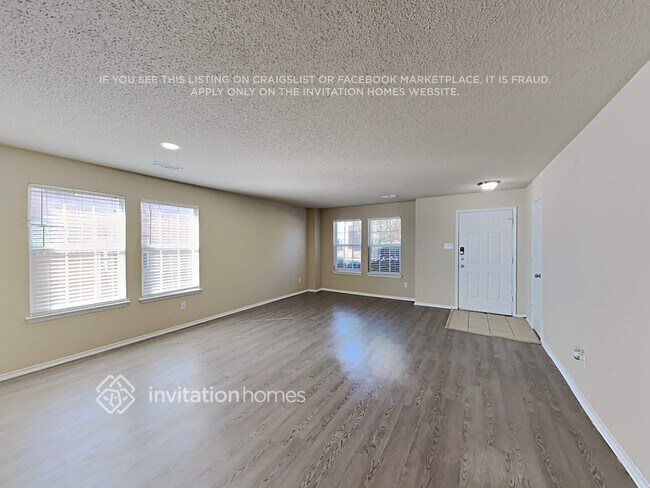 Building Photo - 2517 Buffalo Run