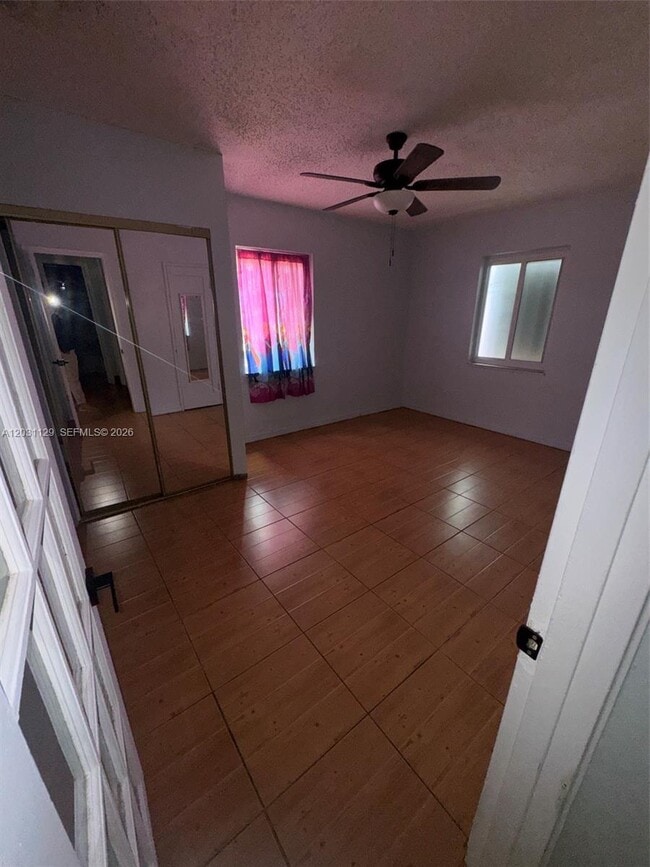 Building Photo - 1120 SW 73rd Ave