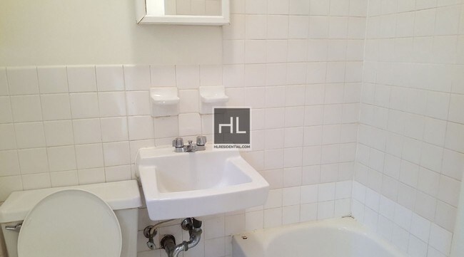 Foto del edificio - 312 W 15th St