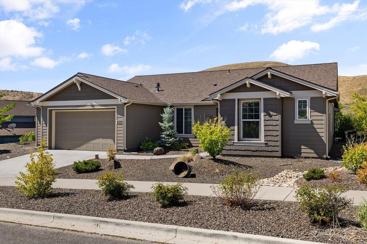 Foto principal - Charming 4?BR | 3?BA Home in Avimor