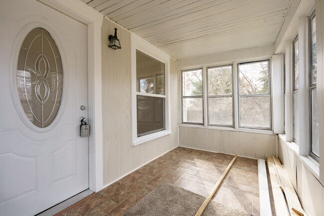 Foto del edificio - Two Bed One Bath Home in Battle Creek!