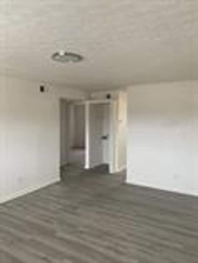 Foto del edificio - Elmwood Apartments- 1 and 2 Bedrooms w/ WD...