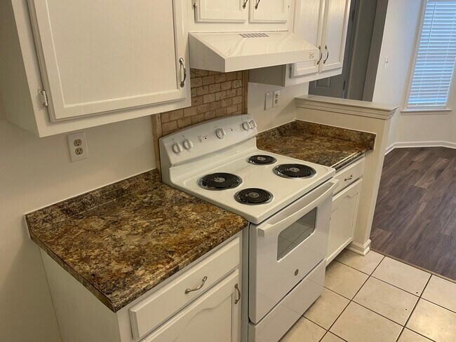 Building Photo - 4454 Cedar Creek Cove