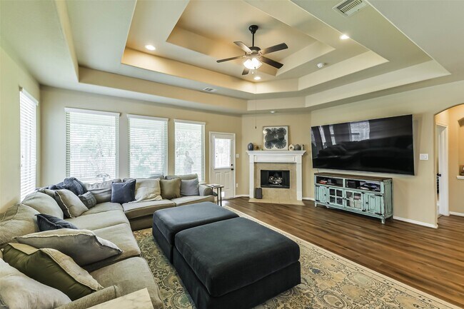 Building Photo - 111 Quail Meadow Dr