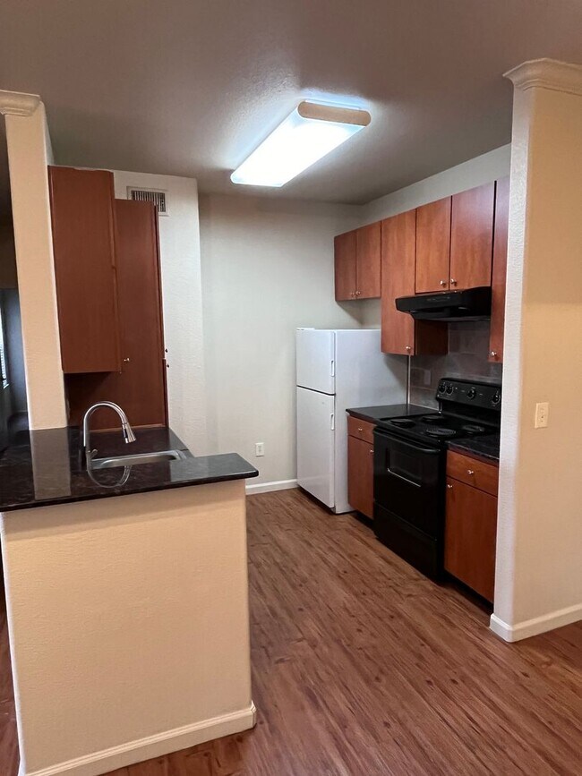 Foto del edificio - NICE CONDO IN ANTELOPE!!