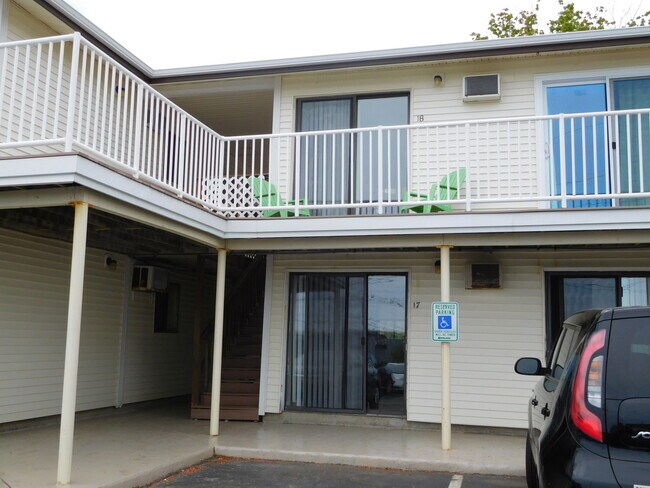 Foto del edificio - Baileys Resort Hampton NH Studio Apartment for Rent!