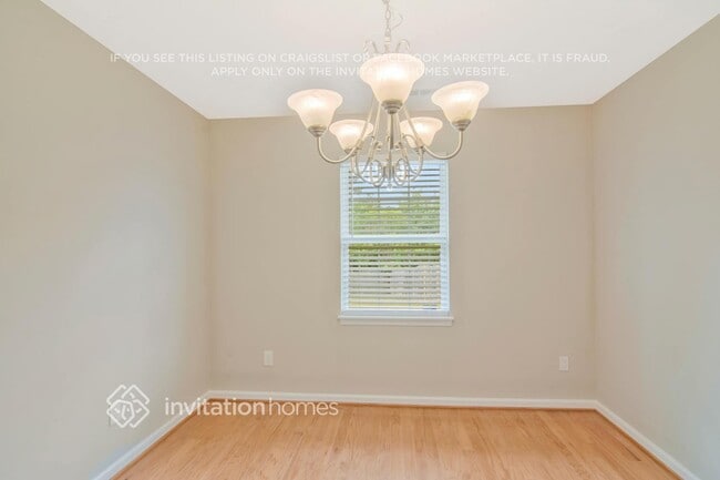 Building Photo - 107 Knightwood Dr