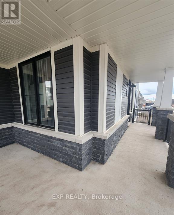 Photo du bâtiment - 290 Port Cres