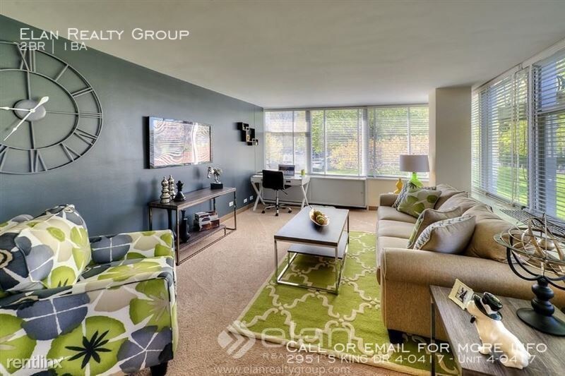 Primary Photo - Draper and Kramer (2951 S KING DR 4-0417)