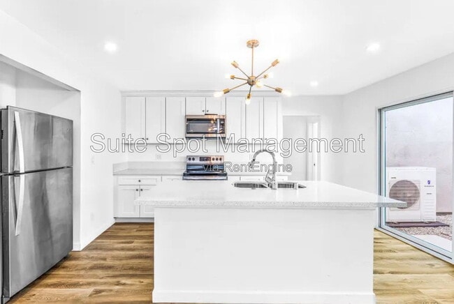 Photo - 1720 Petaluma Avenue Townhome