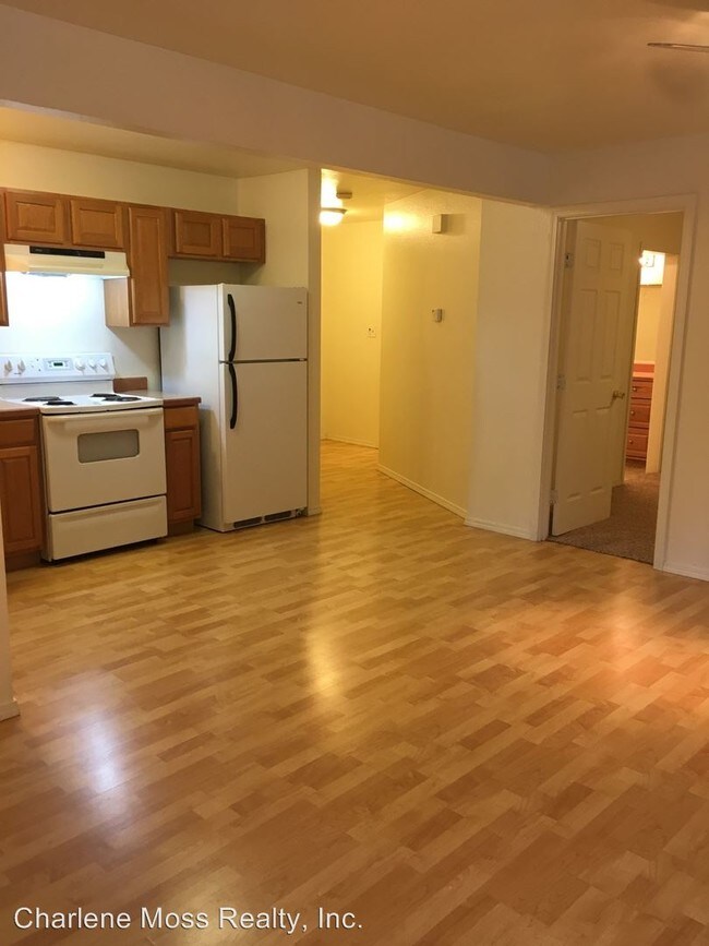 Building Photo - 1155 E Snohomish Dr
