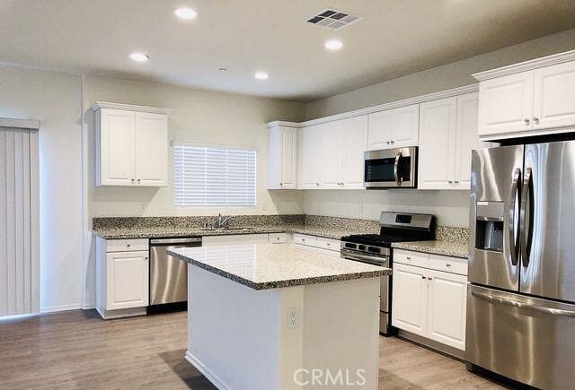 Building Photo - 3846 S Manitoba Pl