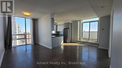 Building Photo - 185 Bonis Ave