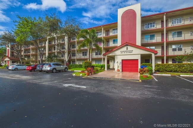 Building Photo - 1001 SW 128th Terrace