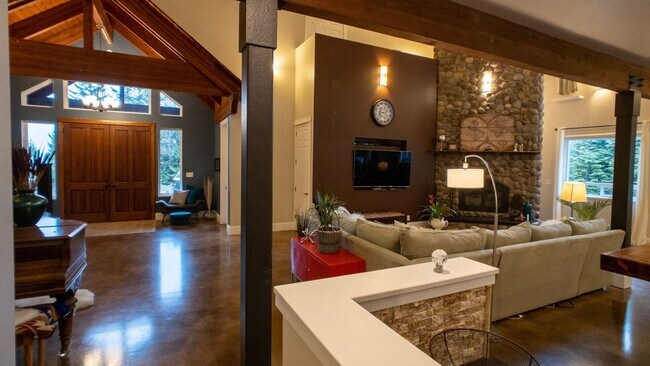Building Photo - Stunning one of a kind custom Poulsbo home!