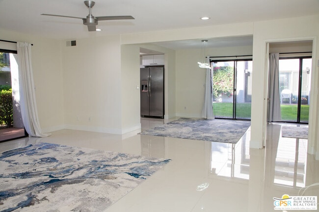 Foto del edificio - 3155 Ramon Rd