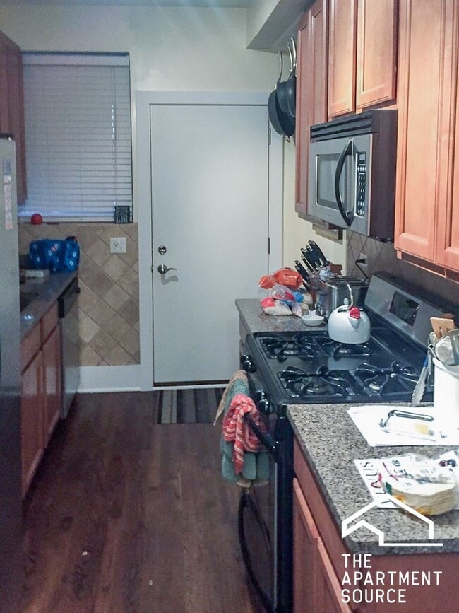 Foto del edificio - 3455 N Wolcott Ave