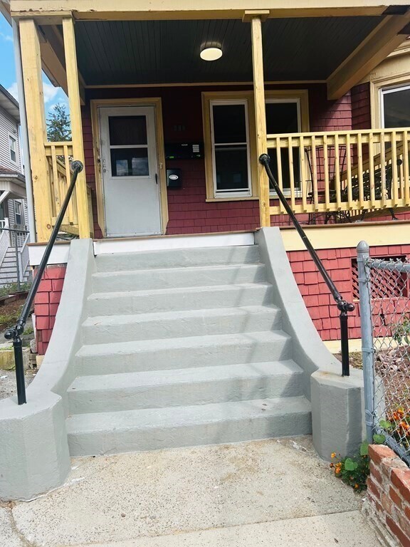 Building Photo - 106 Geneva Ave