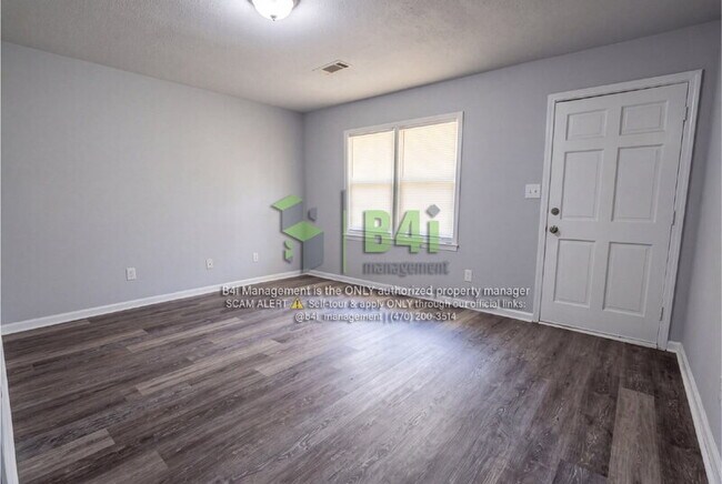 Foto del edificio - 1704 Pheasant Dr