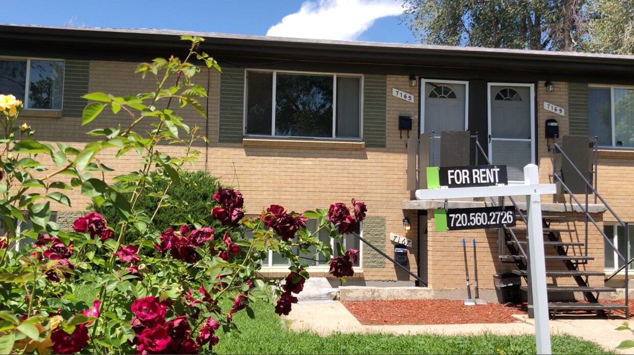 Foto principal - 7165 Stuart St