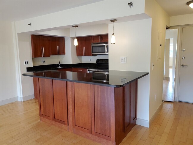 Foto del edificio - 1600 Beacon St