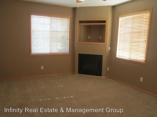 Building Photo - 1901 Sandcherry Ct NW