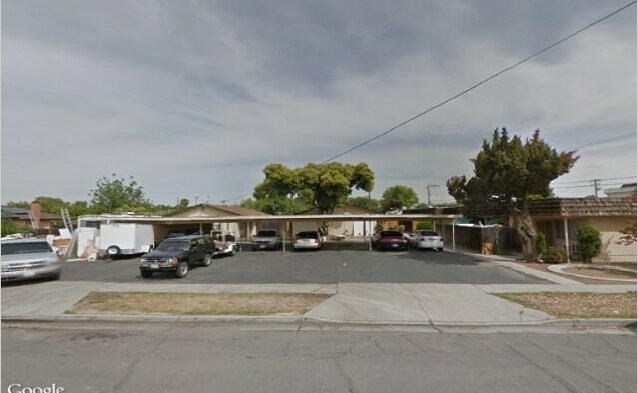 Primary Photo - 4325 N Chestnut Ave