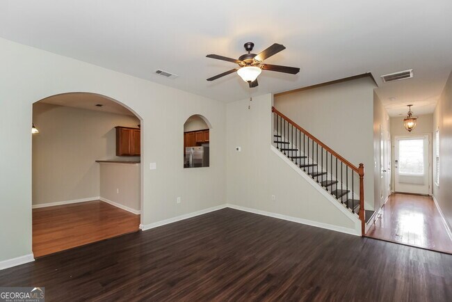 Foto del edificio - 121 Bethany Manor Dr