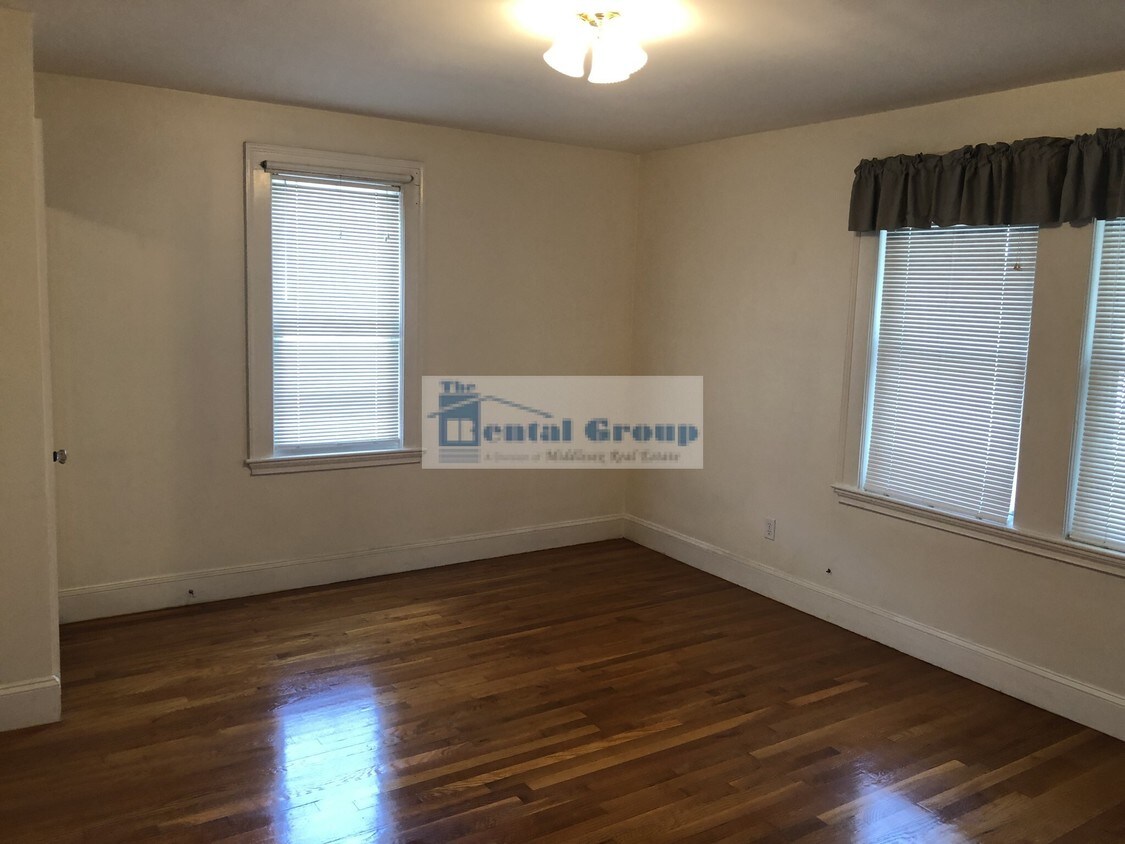 81 White St, Belmont, MA 02478 Apartments in Belmont, MA