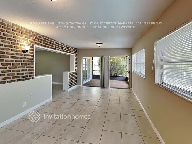 Foto del edificio - 9350 NW 35th Manor