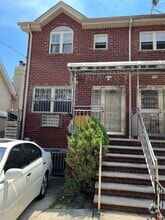 Building Photo - 140-28 45th Ave