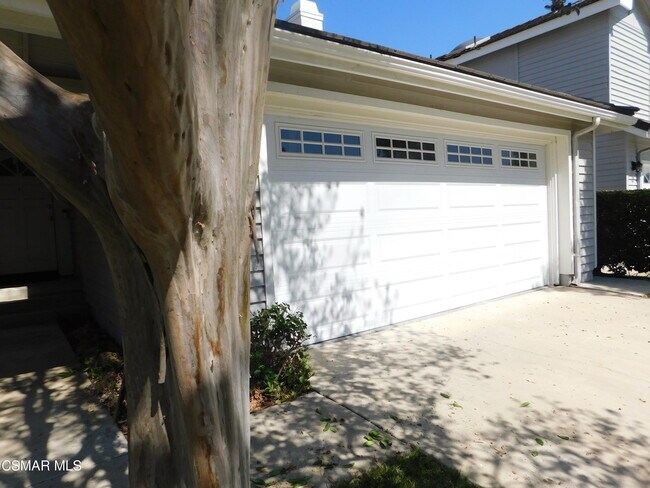 Building Photo - 12435 Sunnyglen Dr