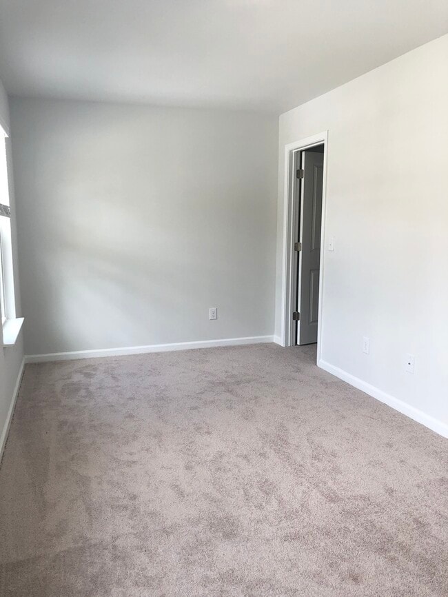Building Photo - 214 Spencer Cir FOR RENT!