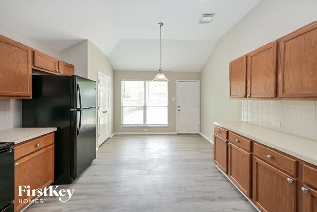 Building Photo - 17111 Cutter Way
