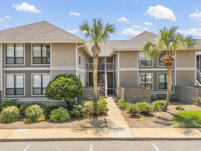 Foto del edificio - 913 Harbour Point Ln