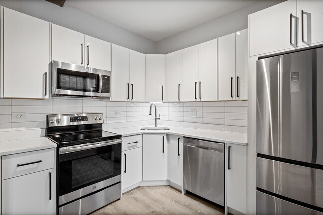 Foto del edificio - 7645 N Sheridan Rd