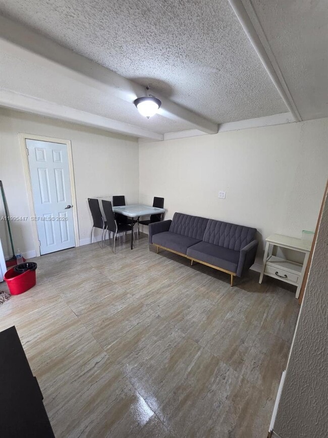 Foto del edificio - 1420 SW 129th Ct