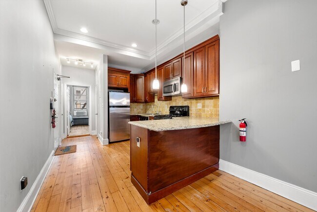 Foto del edificio - 909 Willow Ave