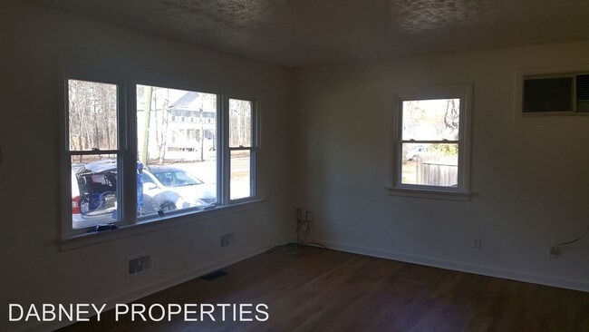 Building Photo - 3 br, 1 bath House - 519 South Oak Ave