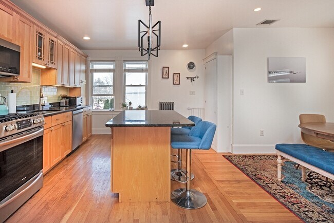 Foto del edificio - 2-4 Holton St