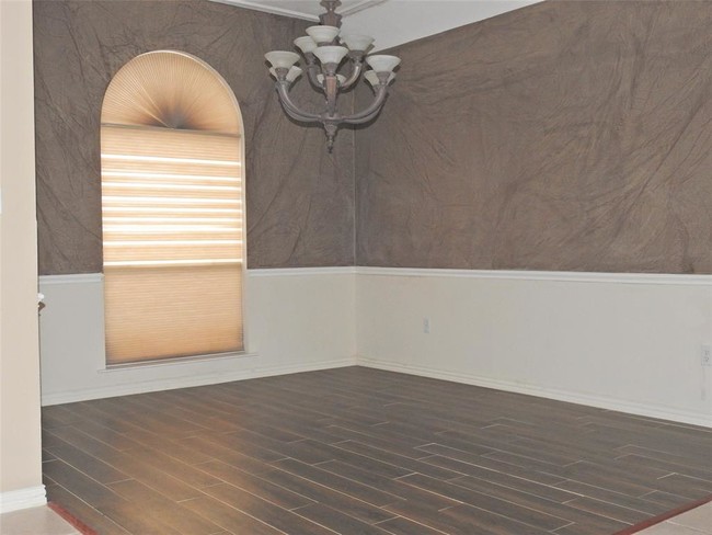 Building Photo - 16002 Castletown Park Ct
