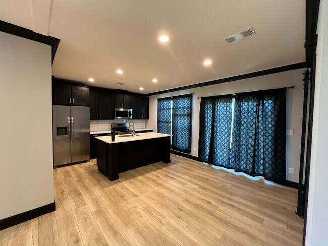 Foto del edificio - 1093 Anna Ln