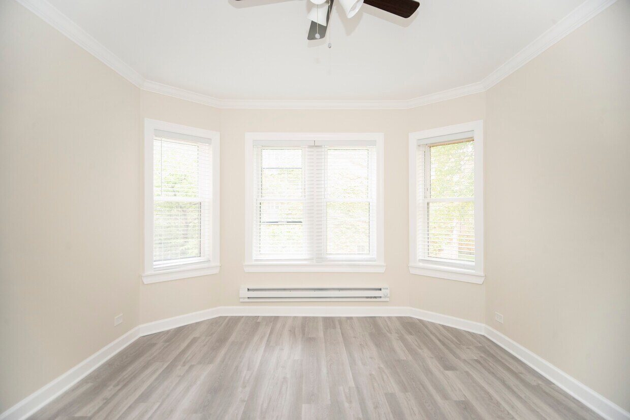 Foto principal - 646 W Roscoe St