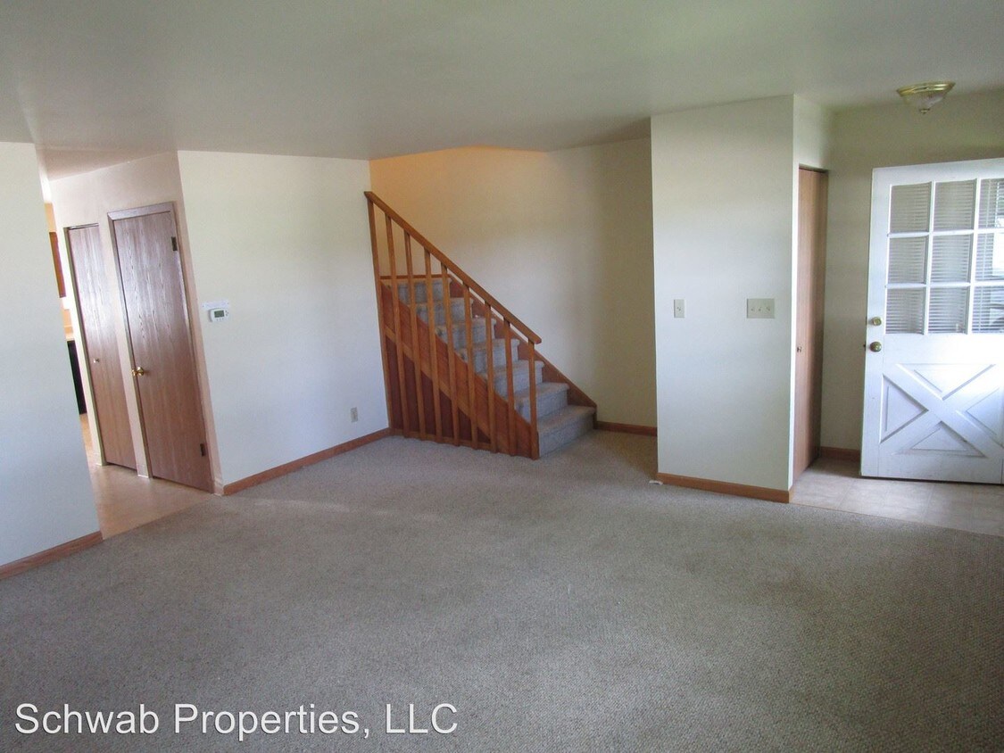 Foto del edificio - 3 br, 1.5 bath Apartment - 445 N WESTFIELD ST