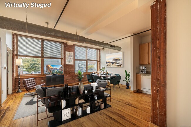 Foto del edificio - 325 Lafayette St