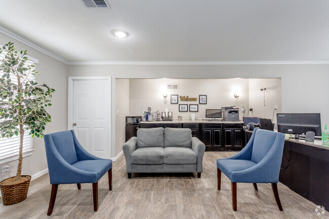 Leasing Office - Broadway Ridge Apartments