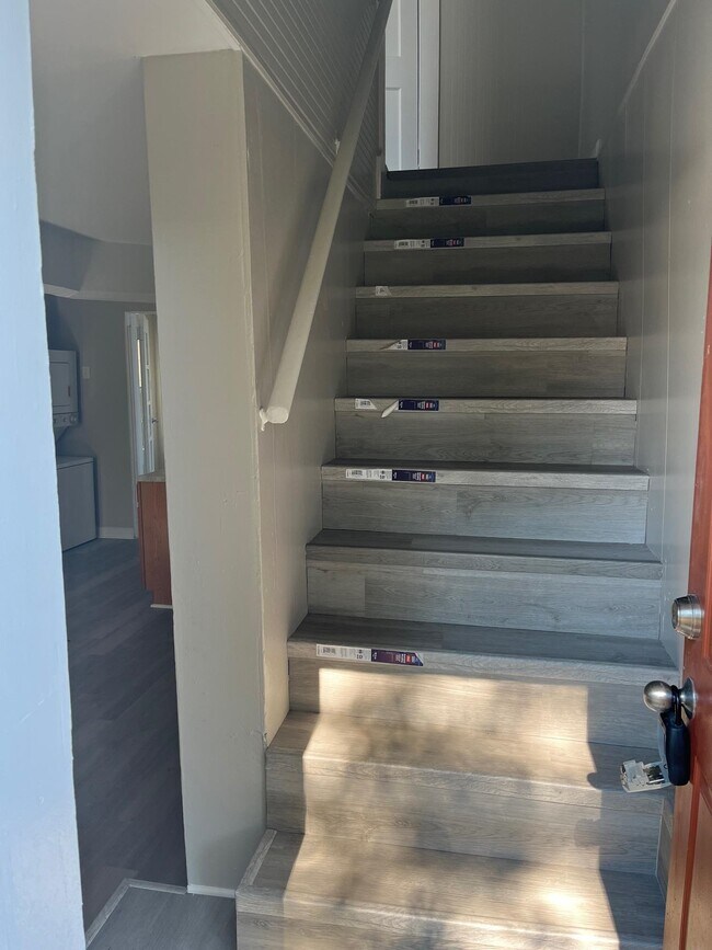 Foto del edificio - 229 S Lipona Rd