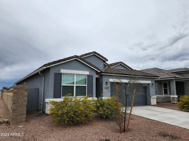 Foto del edificio - 9405 Greenhouse Rd