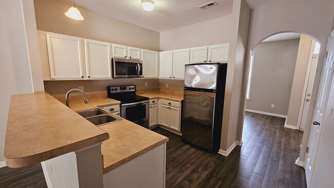 Foto del edificio - 2 BR 2.5 BA Carolina Forest